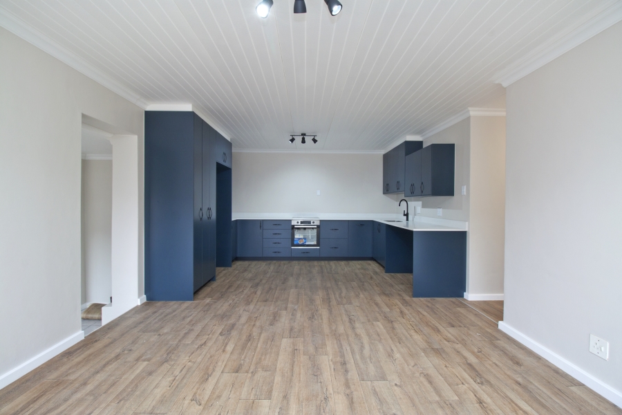 To Let 3 Bedroom Property for Rent in Sunnydale Western Cape